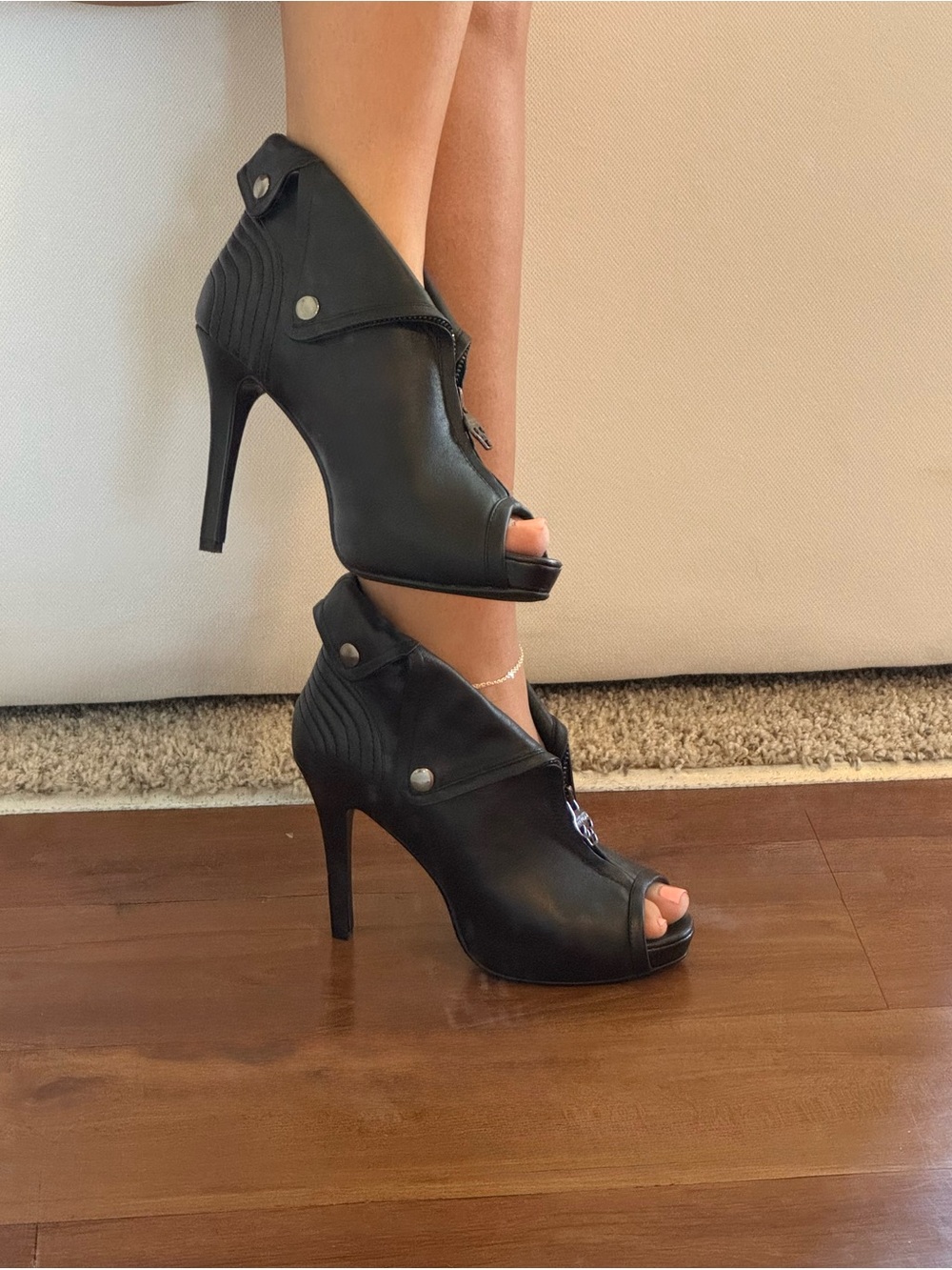 Alexander McQueen Black Leather Peep-Toe Stiletto Ankle Booties - Picture 13 of 17